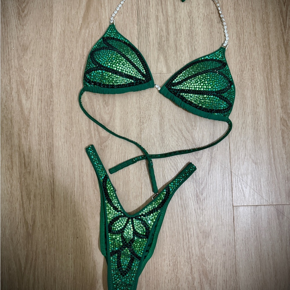 Custom Figure Competition Suit – WORN ONCE